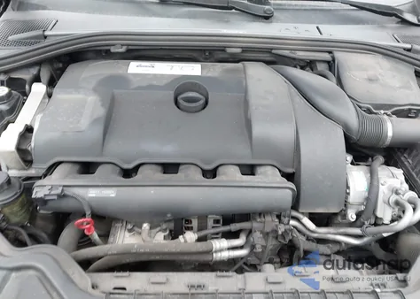 2014 Volvo S60 T6 R-Design from USA, damaged, VIN YV1902FH6E2282005